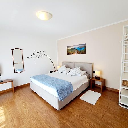 Apartments Dalia Lovran Exterior foto