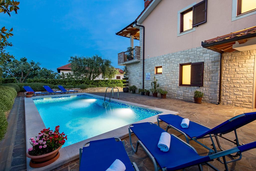Apartments Dalia Lovran Exterior foto