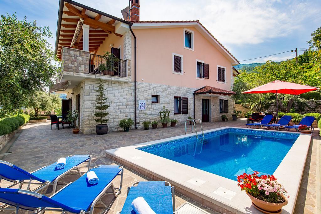 Apartments Dalia Lovran Exterior foto