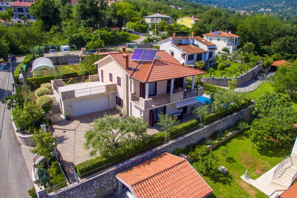 Apartments Dalia Lovran Exterior foto