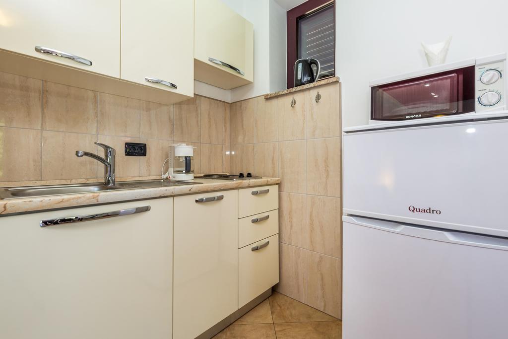 Apartments Dalia Lovran Exterior foto